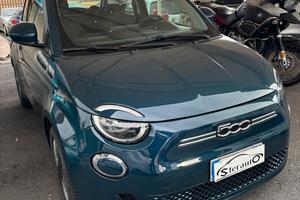 Fiat 500 500e Berlina 42 kWh opening edition