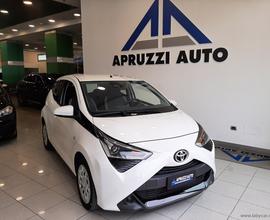TOYOTA Aygo Connect 1.0 VVT-i 72 CV 5p. x-cool