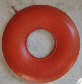 Cuscino ciambella di gomma 