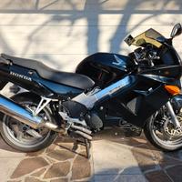 Honda VFR 800 FI - 2000 28000km