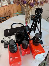 Sony A7 III + 3 Obiettivi e Accessori - COME NUOVA