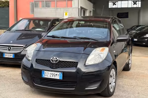 Toyota Yaris 1.0 5 porte Now