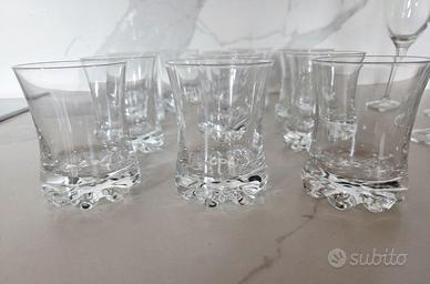 Set di bicchieri flute e acqua in vetro