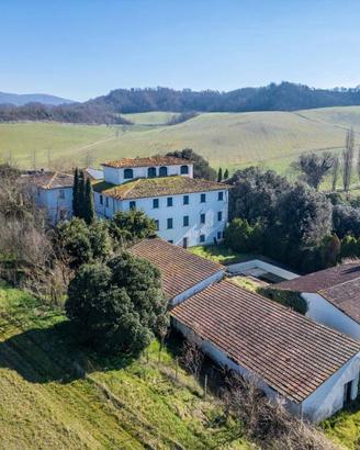 Grande proprietà con molto potenziale