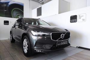 VOLVO XC60 (2017-->) - XC60 B5 (d) AWD Geartronic