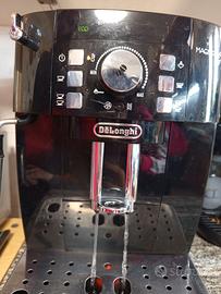 DeLonghi Magnifica S ECAM21.110.B Macchina Automat
