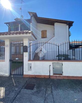 3 LOCALI A COMACCHIO