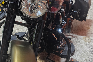 Harley Davidson softail slim s