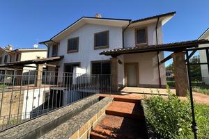 Villa bifamiliare Civita Castellana