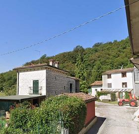 Casa Singola a Zovencedo