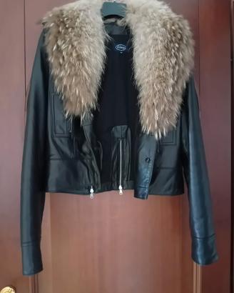 Giacca in pelle con pelliccia 