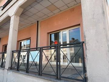 Negozio-Laboratorio-Ufficio ad Ozzano Monferrato