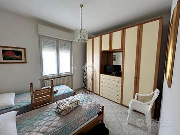 3 LOCALI A DESENZANO DEL GARDA