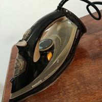 Ferro da stiro Philips Azur gc4527 2600w