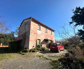 CASA INDIPENDENTE A SARZANA