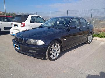 BMW 320 I