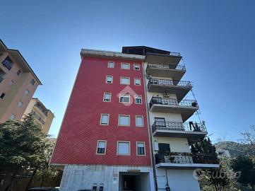 3 LOCALI A CORIGLIANO-ROSSANO