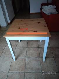 tavolo Ikea quadrato