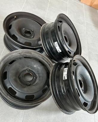 8 cerchi 15 VW 4 Peugeot 4 in lega 17 Lexus tratta