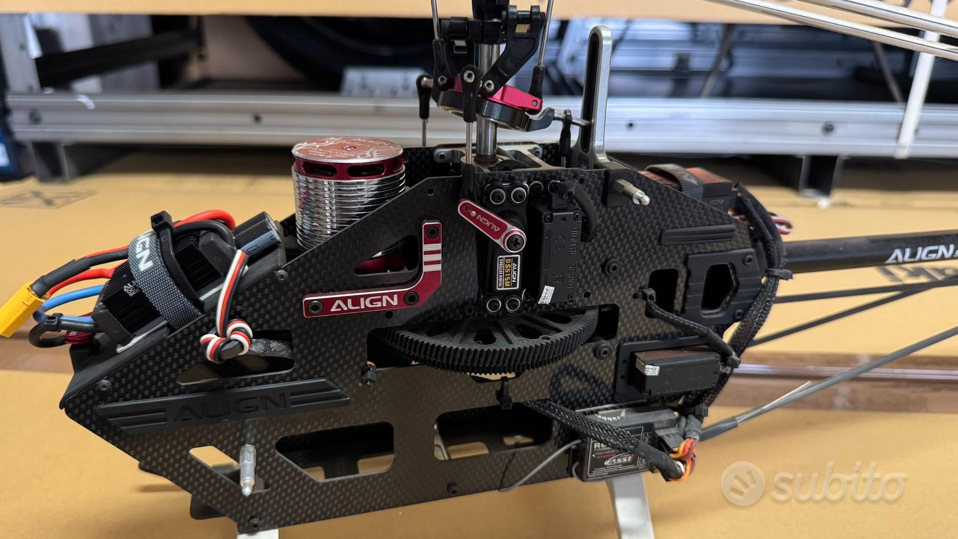 Alettoni Orizzontali E Verticali In Fibra Di Carbonio Per Elicottero Align T-Rex 500 RC