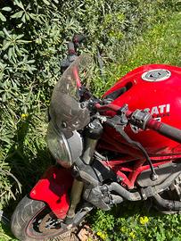 Ducati Monster 821
