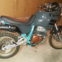 Honda Dominator 650