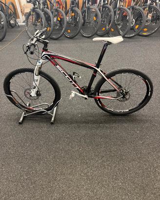 Scott scale 20 full carbon