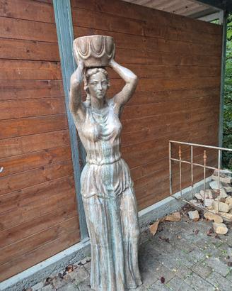 statua in vetrocemento 