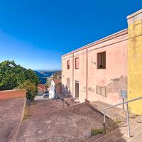 Casa indipendente con giardino panoramico