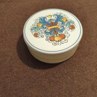 Scatola in ceramica