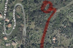 Vendi terreno con rudere uso deposito