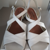 Sandalo artigianale in pelle di vitello