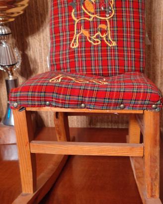 miniatura sedia a dondolo 