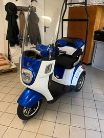 Scooter elettrico Hugo