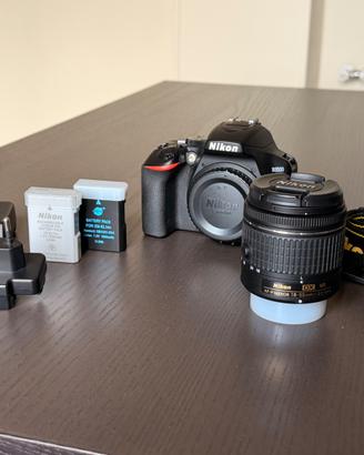 Kit Nikon D3500 + obiettivo 18-55 mm