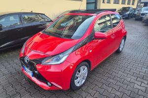 TOYOTA Aygo 1.0 VVT-i 69 CV 5 porte x-wave TETTO