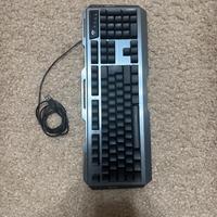 Tastiera RGB GXT 845 con presa usb