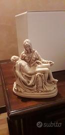 Soprammobile in marmo