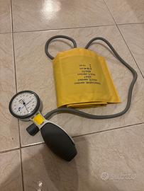 sfigmomanometro aneroide ERKA misuratore pressione