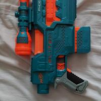 Nerf Elite 2.0 blaster motorizzato