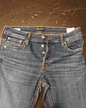jeans come nuovi 