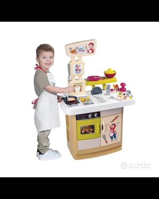 Cucina giocattolo