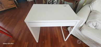 piccola scrivania ikea