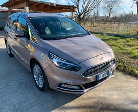 FORD S-Max Vignale
