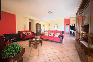 4 LOCALI A MONTALTO UFFUGO