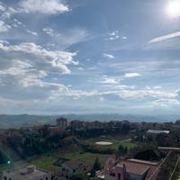 Attico vista mare e Appennini con garage - Marche