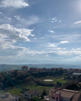 Attico vista mare e Appennini con garage - Marche