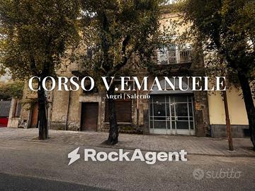 Casa indipendente di 260 m² con 3 locali a Angri