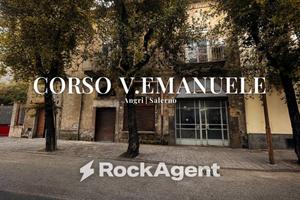 Casa indipendente di 260 m² con 3 locali a Angri
