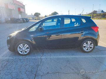 HYUNDAI ix20 - 2011